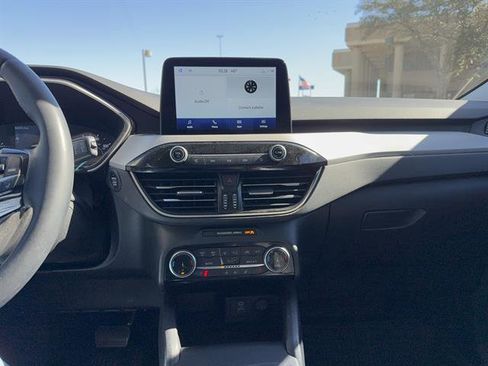 Used 2022 Ford Escape SE w/ Convenience Package image 12