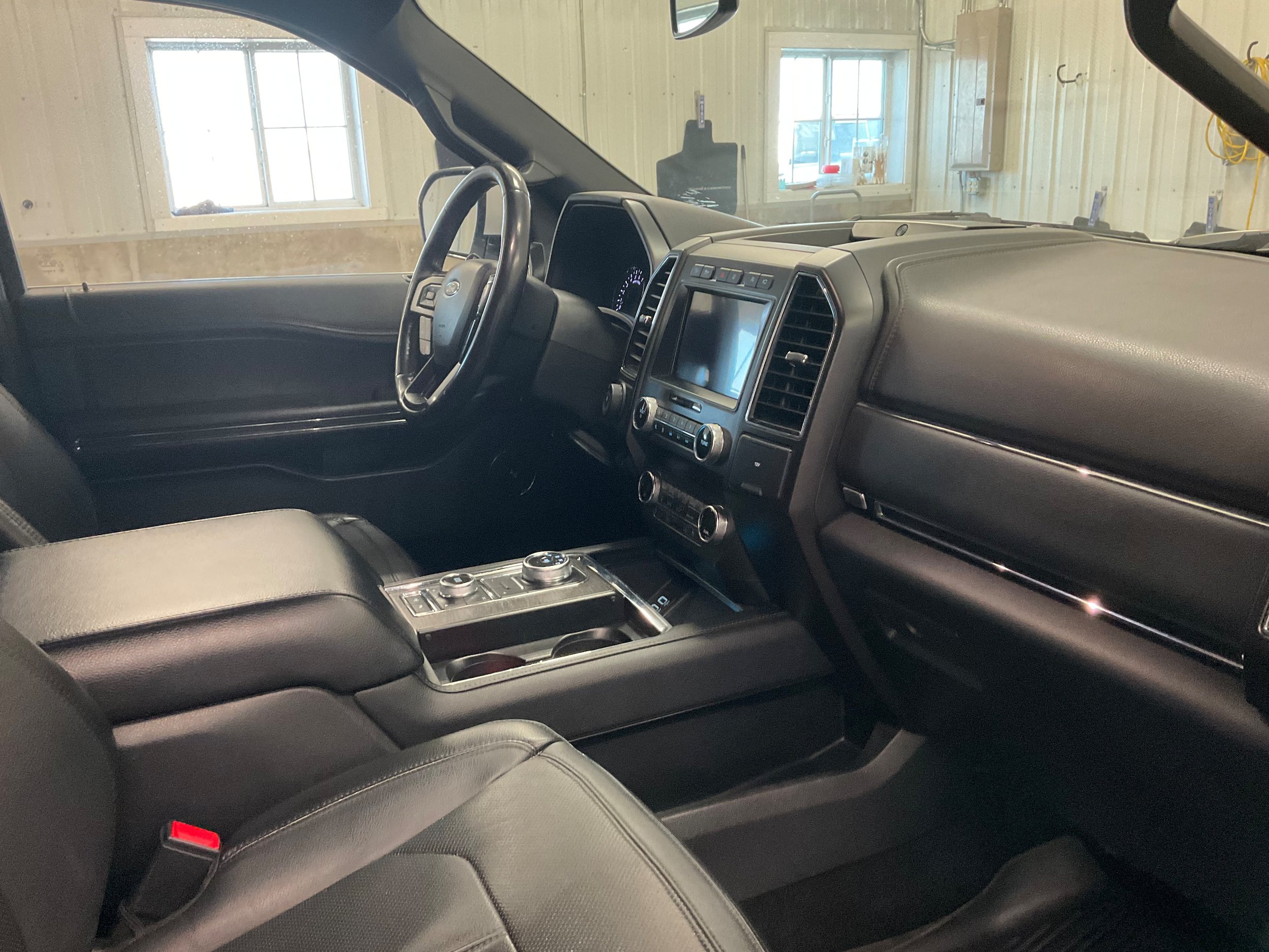 Used 2019 Ford Expedition Limited w/ Special Edition Package AWD/4WD image 33