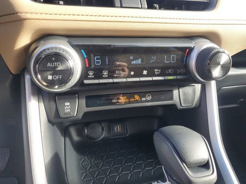 New 2025 Toyota RAV4 LE image 20