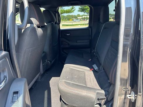 Used 2023 Nissan Frontier PRO-4X w/ Pro Convenience Package AWD/4WD image 16