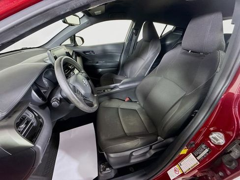 Used 2019 Toyota C-HR LE FWD image 20