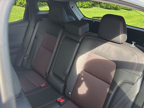 Used 2025 Nissan Kicks SR FWD image 29