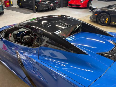 Used 2021 Chevrolet Corvette Stingray Premium Conv w/ Z51 Performance Package RWD image 23