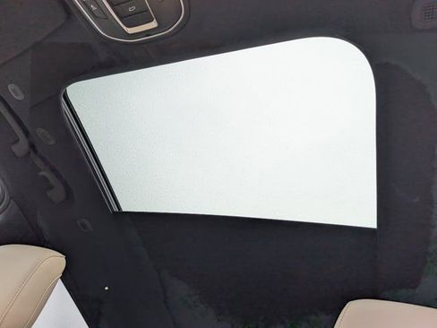 New 2025 Jeep Grand Cherokee Limited w/ Luxury Tech Group II image 17