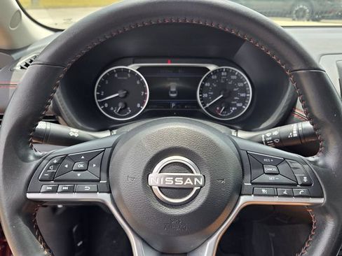 Used 2024 Nissan Sentra SR FWD image 24