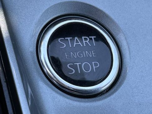 Used 2024 Nissan Altima 2.5 SV FWD image 22