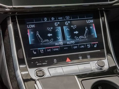 Used 2025 Audi Q8 Premium Plus w/ Premium Plus Package AWD/4WD image 20