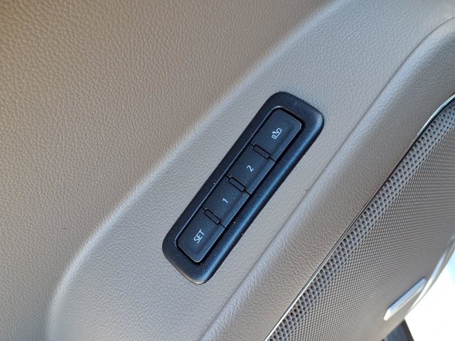 Used 2018 GMC Yukon SLT RWD image 16