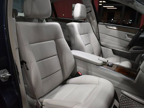 Used 2014 Mercedes-Benz E 350 Sedan image 20