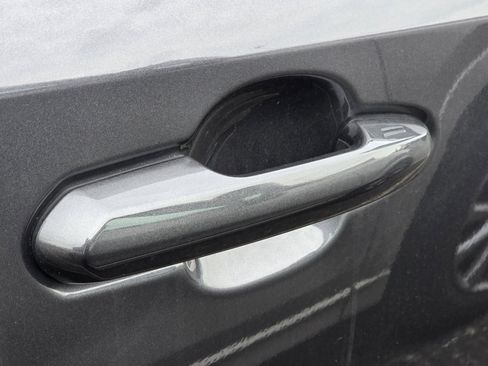 Used 2023 Toyota RAV4 XLE image 24