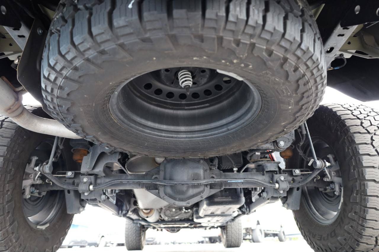 Used 2023 Jeep Gladiator Mojave w/ Trailer Tow Package AWD/4WD image 21