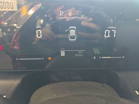 Used 2025 Kia K4 LXS image 7