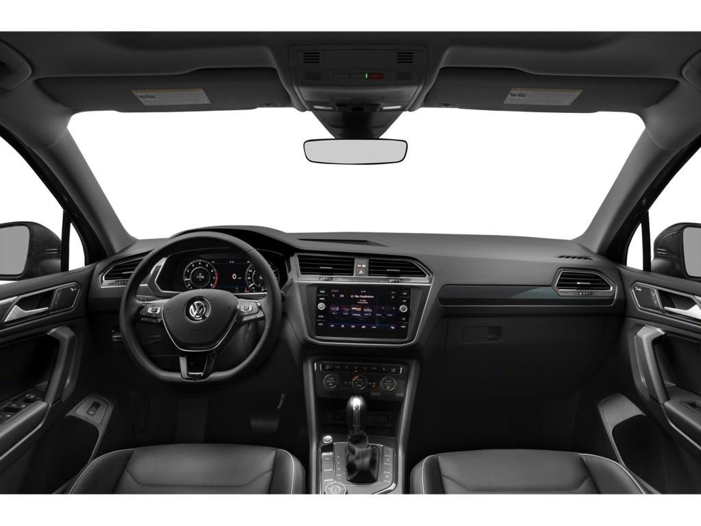 Used 2018 Volkswagen Tiguan SEL AWD/4WD image 34