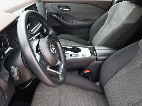 Used 2023 Nissan Rogue SV FWD image 14