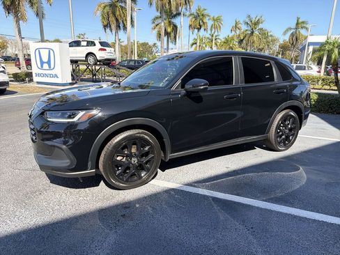 Certified 2024 Honda HR-V Sport image 4