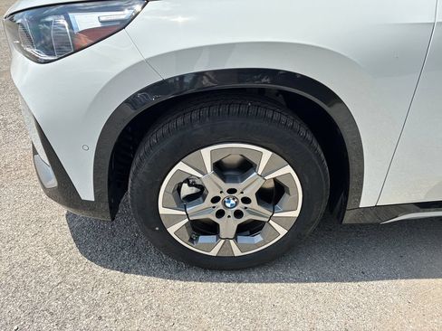 New 2026 BMW X1 xDrive28i w/ Technology Package AWD/4WD image 9
