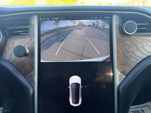 Used 2018 Tesla Model S 75D AWD/4WD image 25