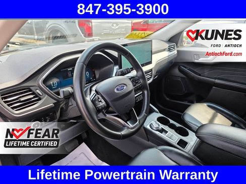 Certified 2025 Ford Escape Platinum AWD/4WD image 22