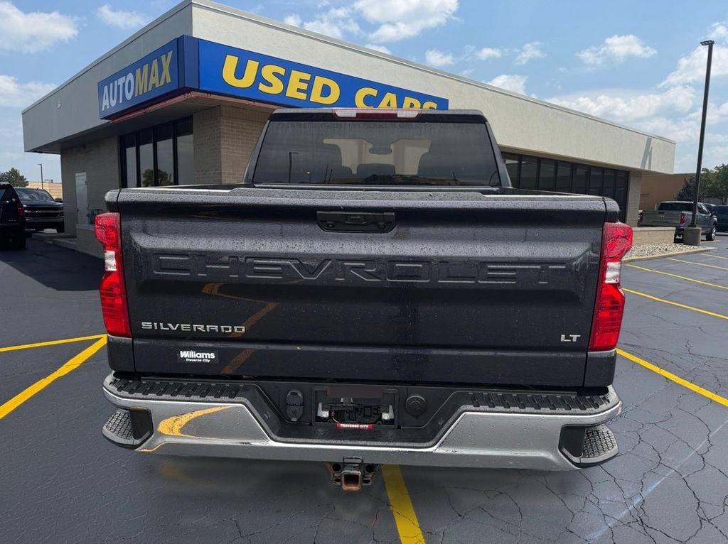 Used 2024 Chevrolet Silverado 1500 LT AWD/4WD image 6