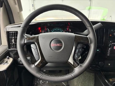 Used 2019 GMC Savana 2500 w/ Enhanced Convenience Package RWD image 28