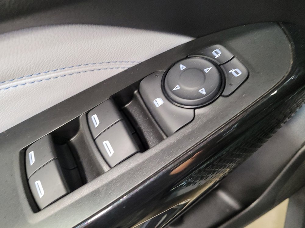 Used 2025 Chevrolet Trax LT w/ LT Convenience Package FWD image 27
