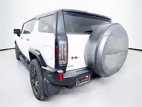 Used 2025 GMC Hummer EV 2X w/ LPO, Sport Package image 12