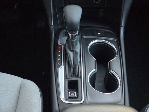 Used 2022 Chevrolet Equinox LT image 16