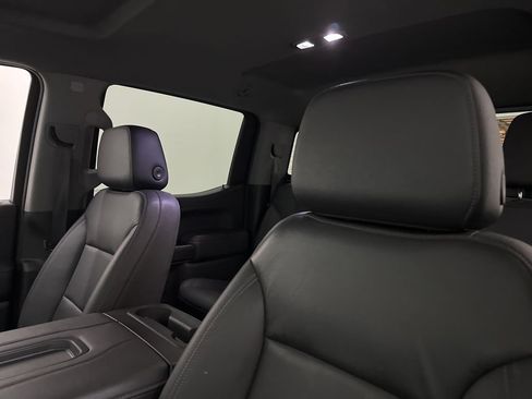 Used 2021 Chevrolet Silverado 1500 LTZ AWD/4WD image 31