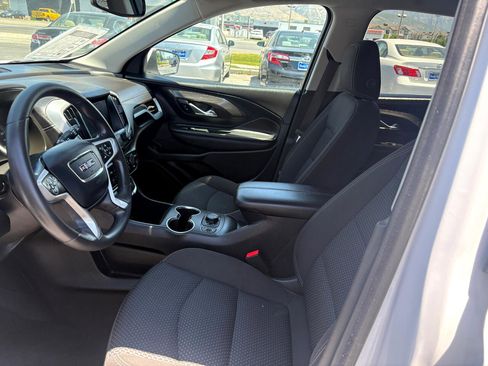 Used 2022 GMC Terrain SLE w/ Driver Convenience Package image 15