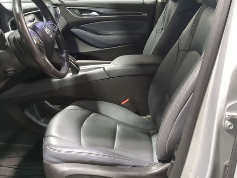 Used 2021 Buick Enclave Premium w/ Sun and Sites Package image 29