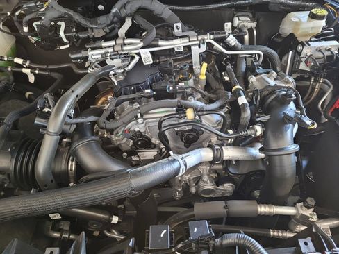 Used 2025 Ford Bronco Outer Banks AWD/4WD image 30