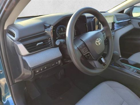 Used 2025 Toyota Camry LE w/ Convenience Package FWD image 12