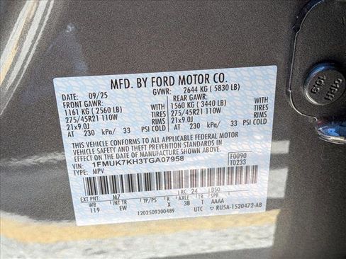 New 2026 Ford Explorer ST-Line w/ ST-Line Street Pack image 17