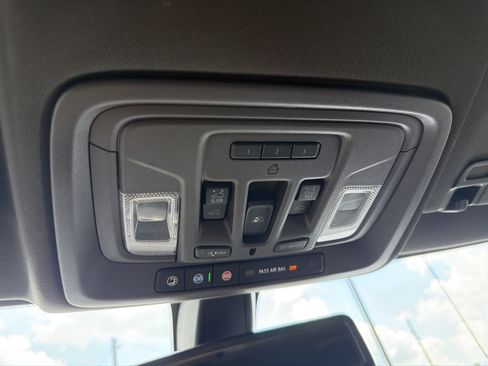 Certified 2021 GMC Sierra 1500 Denali AWD/4WD image 23
