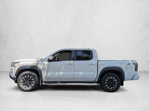 Used 2022 Nissan Frontier Pro-X RWD image 9