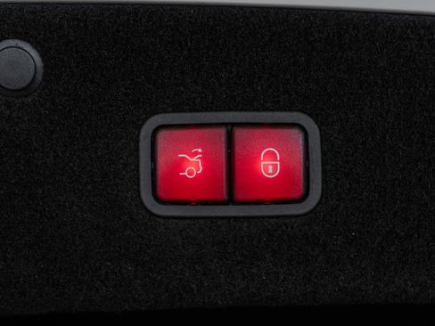 Used 2016 Mercedes-Benz S 63 AMG 4MATIC Coupe image 35