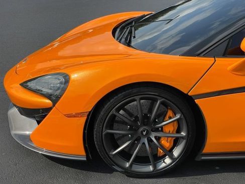 Used 2019 McLaren 570S Spider RWD image 15