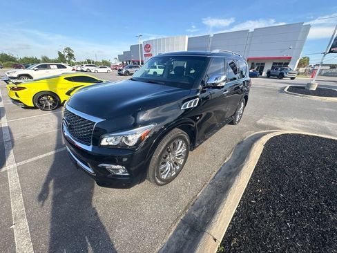 Used 2017 INFINITI QX80 2WD w/ Deluxe Technology Package image 8