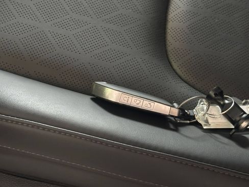 Used 2026 Kia Carnival FWD image 21