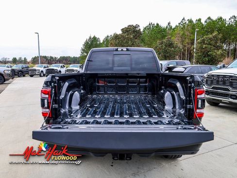 Used 2024 RAM 2500 Laramie w/ Night Edition image 11