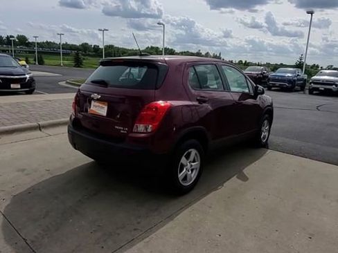 Used 2016 Chevrolet Trax LS AWD/4WD image 8