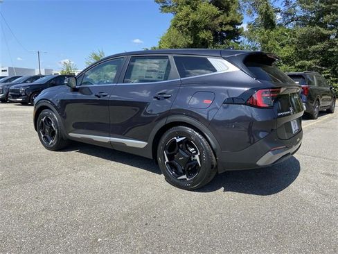 New 2026 Kia Sportage EX image 4