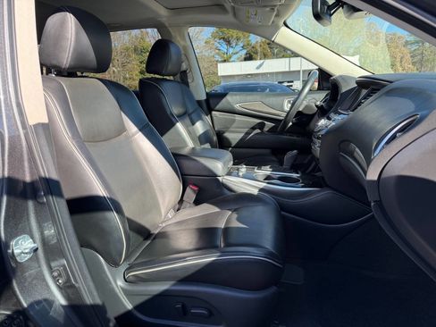Used 2019 INFINITI QX60 Luxe image 16