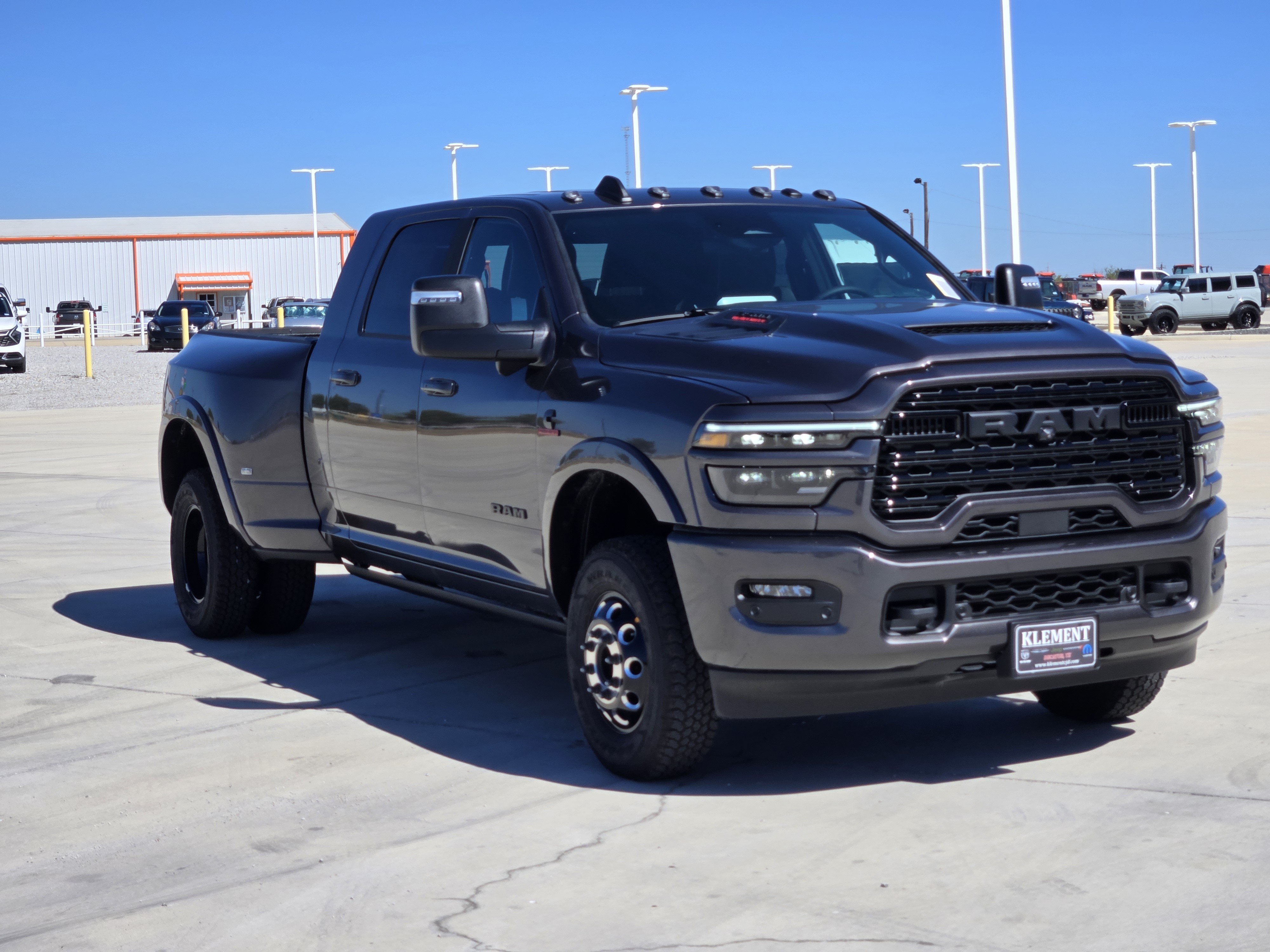 New 2027 RAM 3500 Limited AWD/4WD image 3