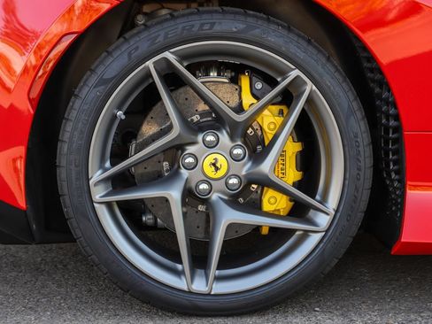 Certified 2022 Ferrari F8 Tributo RWD image 69