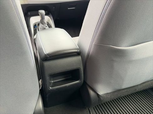 Used 2021 Toyota Corolla SE w/ Carpet Mat Package (TMS) image 22