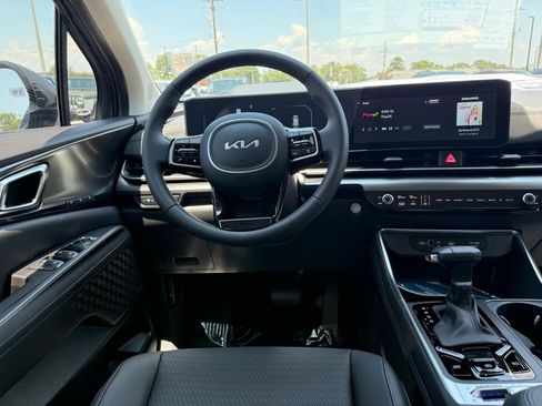 New 2026 Kia Carnival SX Prestige image 10