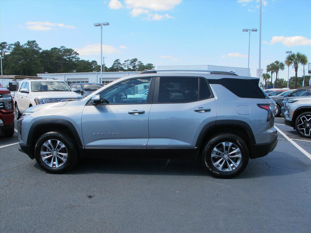 Used 2025 Chevrolet Equinox LT w/ Convenience Package II FWD image 6