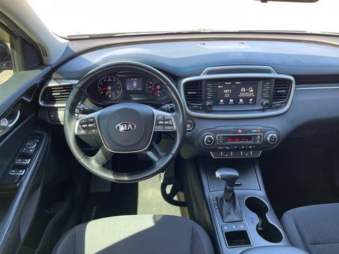 Used 2020 Kia Sorento S AWD/4WD image 16