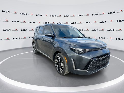 Used 2024 Kia Soul GT-Line FWD image 2